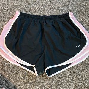 Nike running short